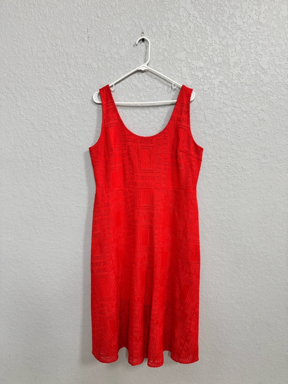 Karl Lagerfeld logo-textured red sleeveless dress 16